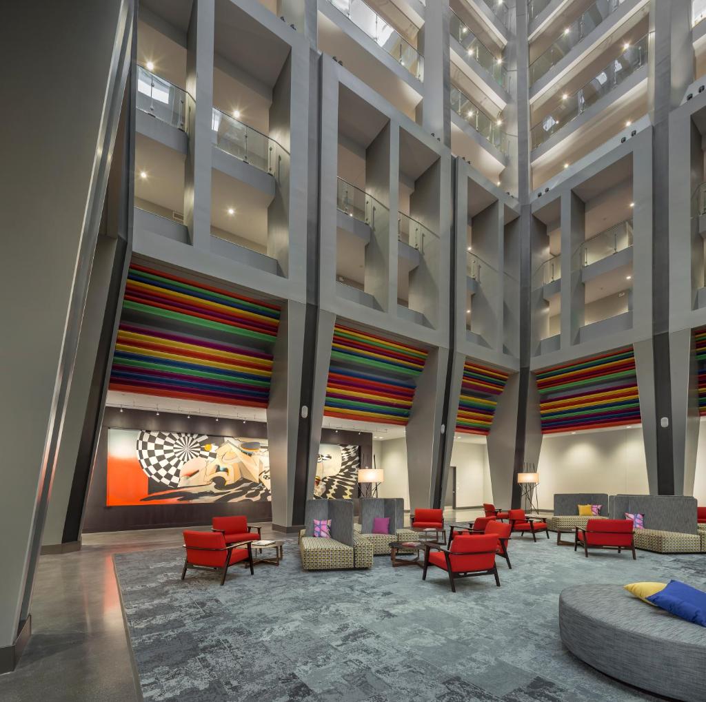 The Summit Hotel image