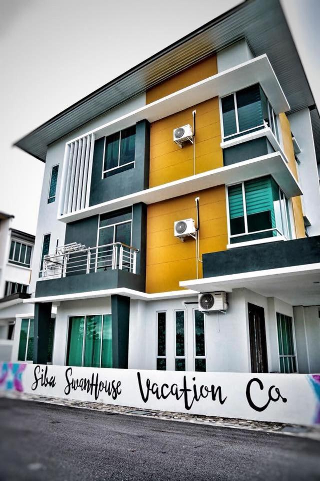 Sibu Swanhouse 2 photo 2