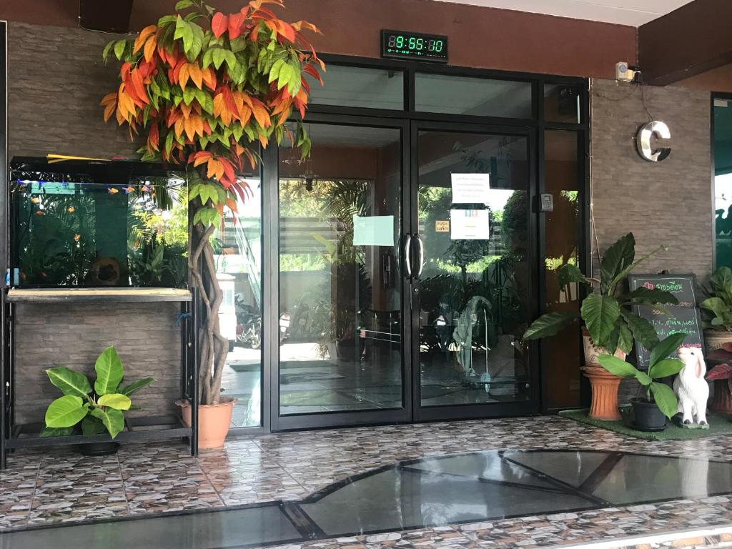 Lert Sri Hotel photo 1