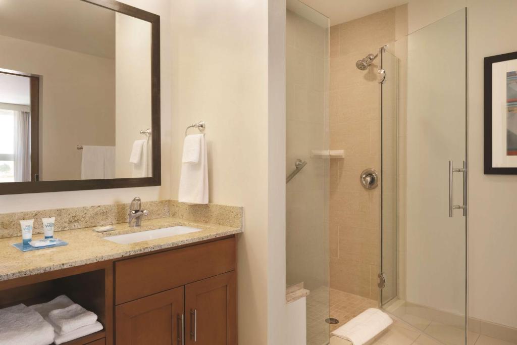 Hyatt House Denver Airport - Tap to explore photos