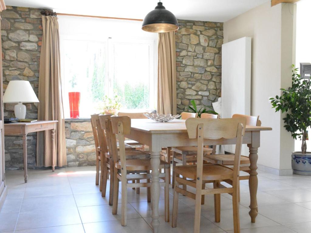 Beautiful Holiday Home in Hotton with Large Garden photo 4