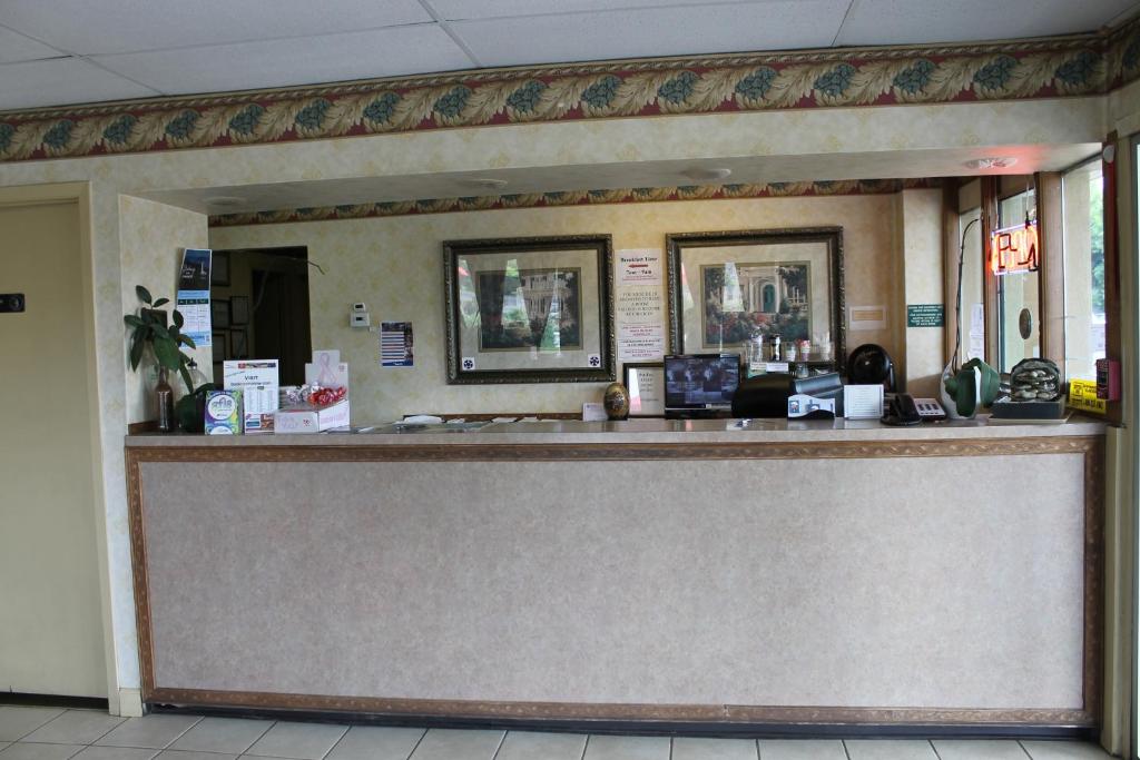 Scottish Inn Knoxville photo 4