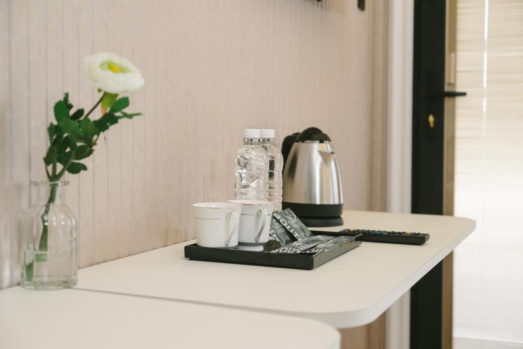 Двухместный (Улучшенный номер с кроватью размера «queen-size»), A&R Boutique Hotel