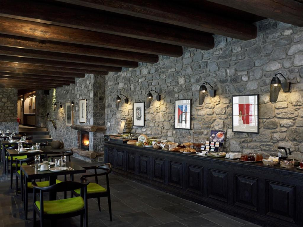 Art Mainalon Hotel photo 1