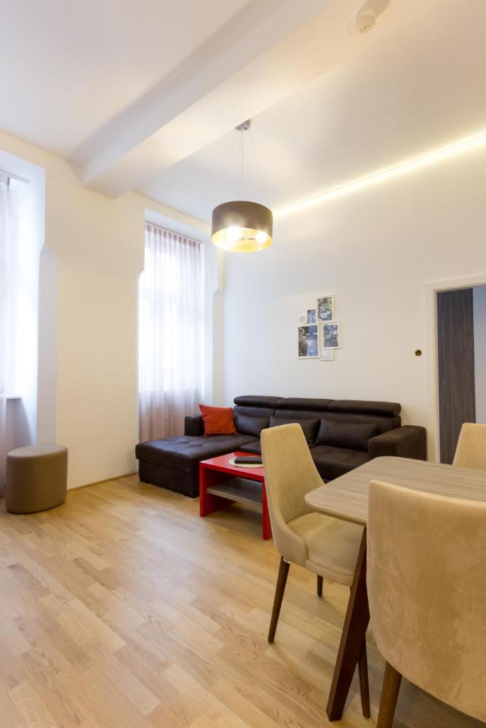 Апартаменты (Апартаменты с 2 спальнями), Debo Pension