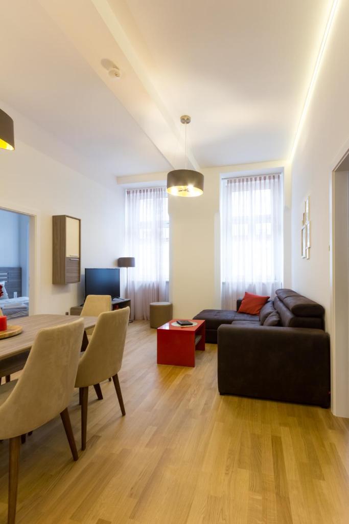 Апартаменты (Апартаменты с 2 спальнями), Debo Pension