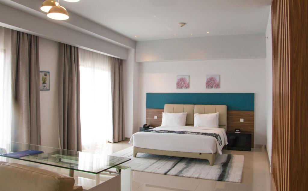 Сьюит (Люкс с бесплатными преимуществами), Holiday Inn Express Baruna