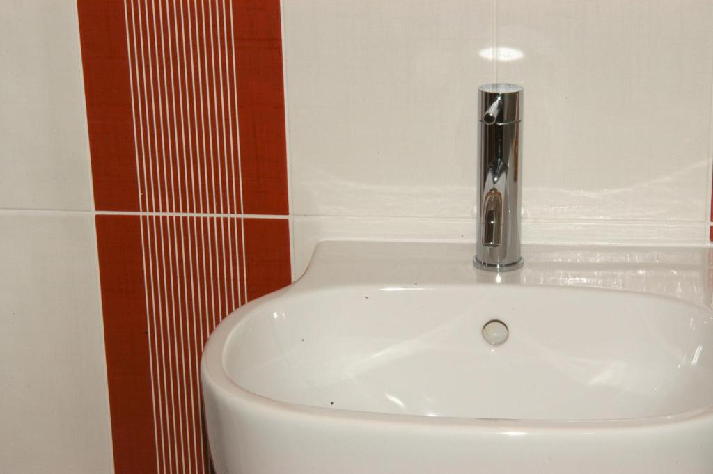 Двухместный (Double Room with Shower and Balcony - Harbour View), Citotel Agur Deneri