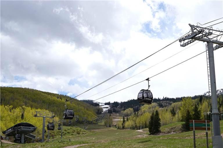 Snowmass Village Condominiums photo 4