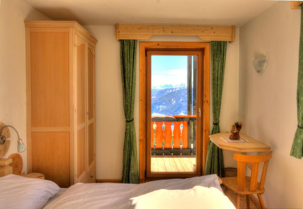 Panorama Restaurant Sterzingerhaus 1.930m photo 2