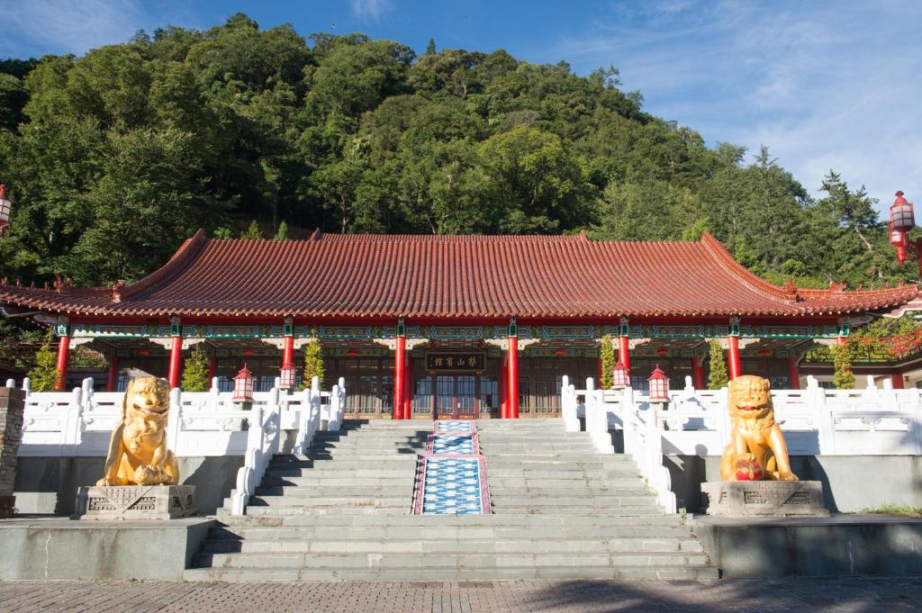 Lishan Guest House