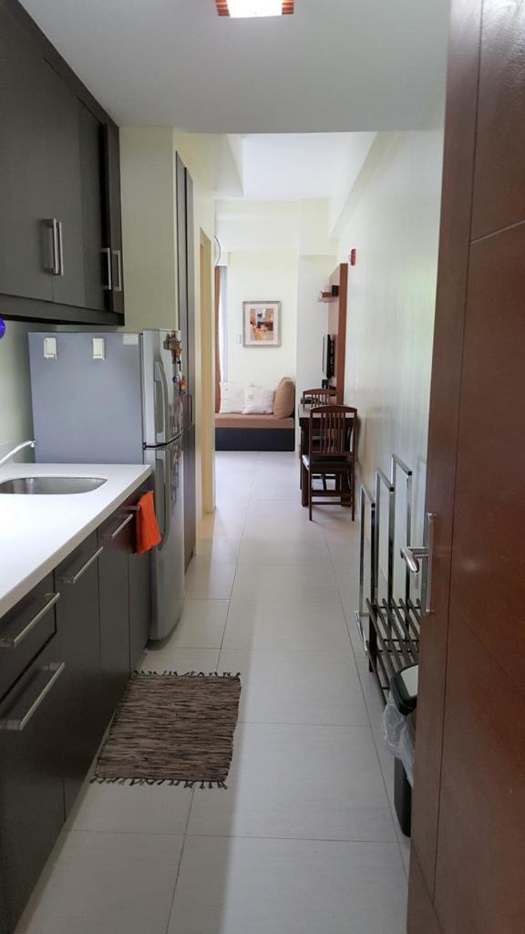 Pico De Loro - Myna B Studio photo 1