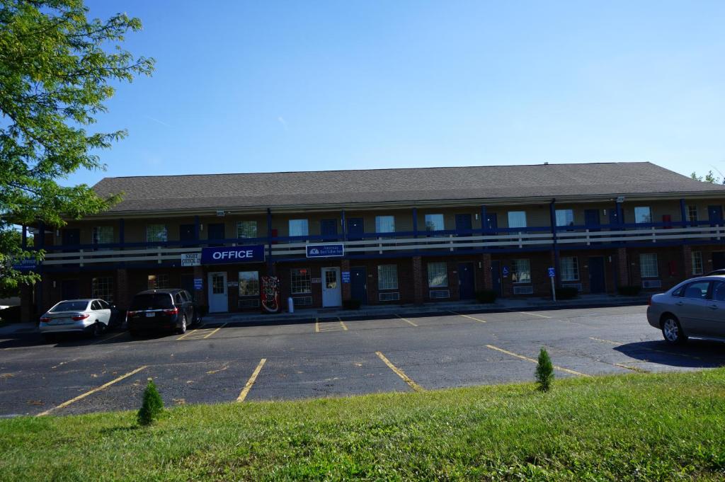Americas Best Value Inn Maumee/Toledo photo 1