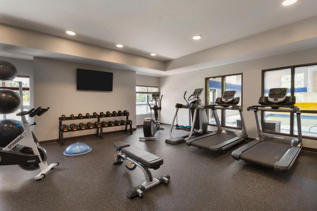 Microtel Inn & Suites by Wyndham Oyster Bay Ladysmith photo 1