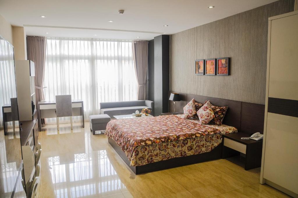Sunny Serviced Apartment
