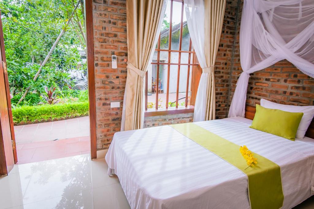 Tam Coc Lake View Homestay