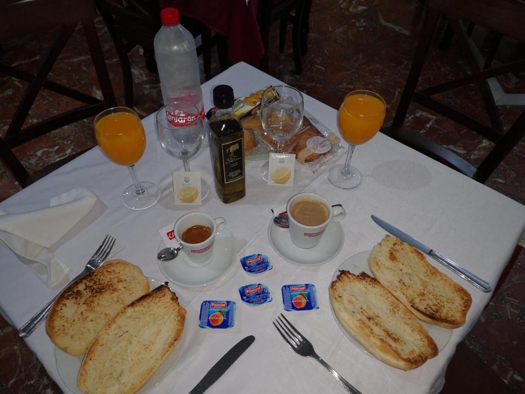 Hotel Santa Ana photo 3