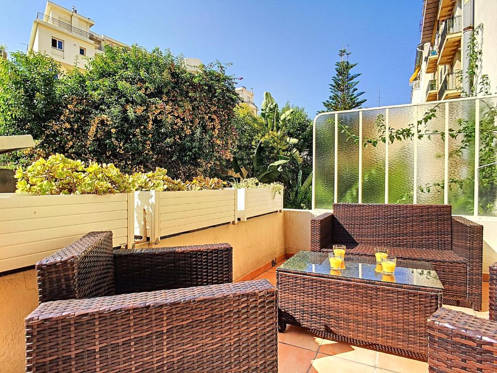 Nestor&Jeeves - PROVENCE TERRASSE - Central - By sea - South terrace photo 4