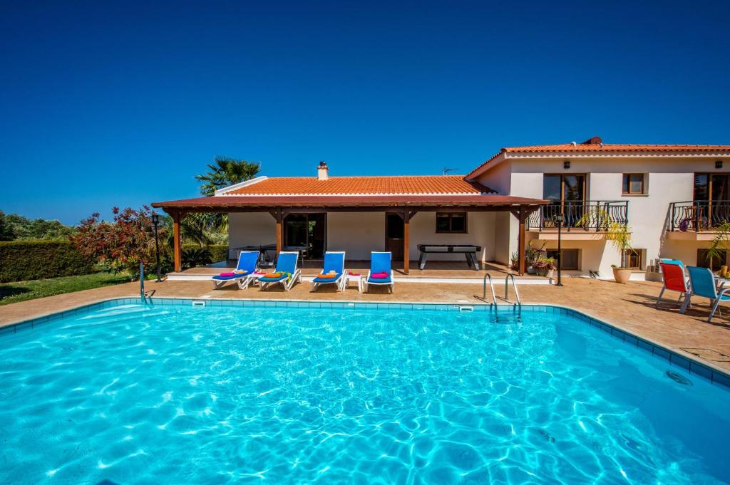 Androniki Luxury Villa Sea Views Pool BBQ WiFi A/C photo 1