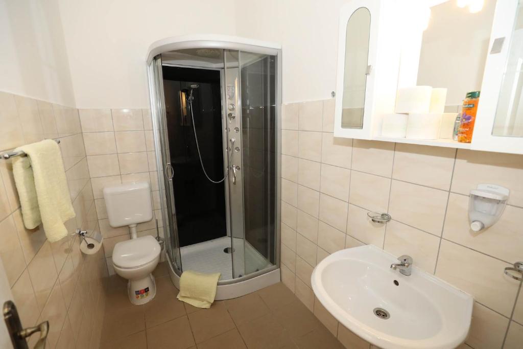 Трехместный (Трехместный номер Делюкс с видом на город), Dubai Hotel