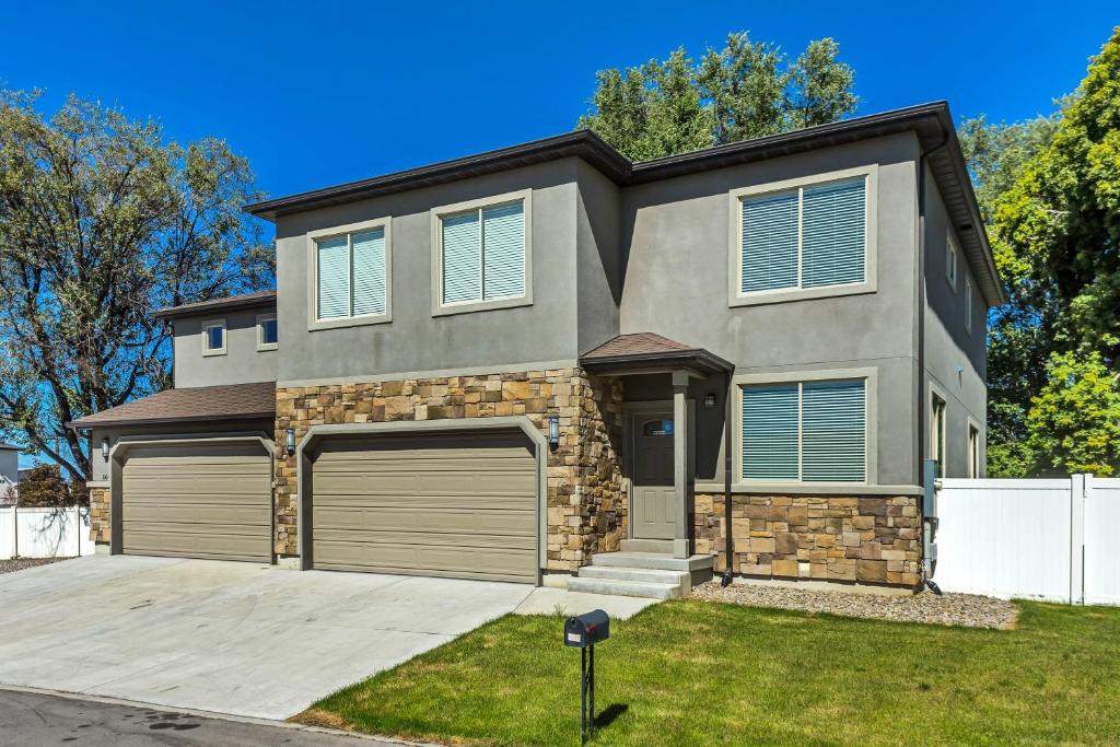 Spacious & New Guesthouse in Orem - Provo image