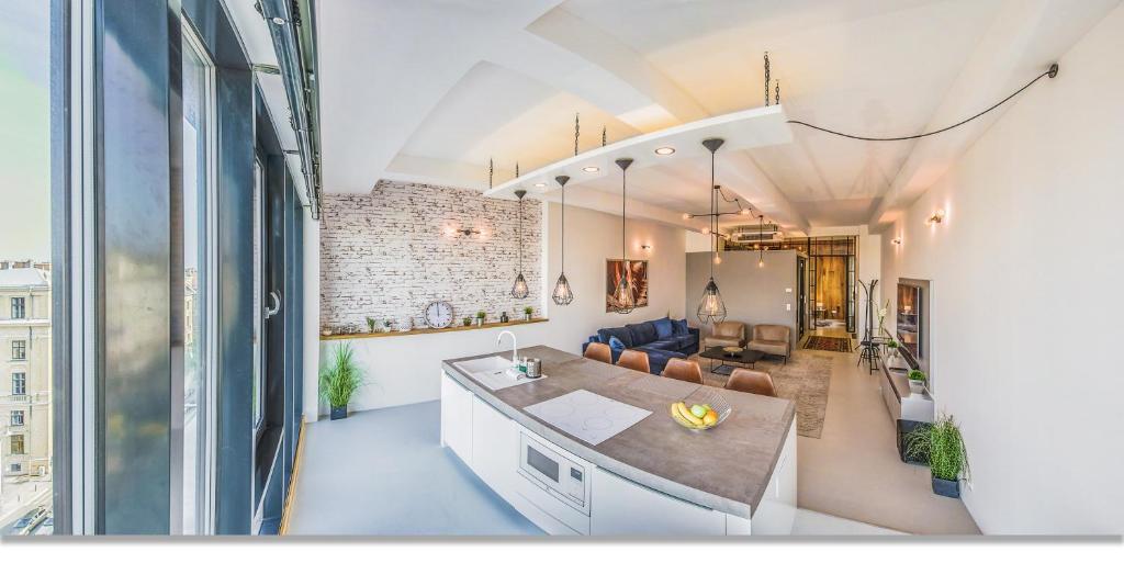 Сьюит (Суперлюкс в мансарде), LOFT Astoria