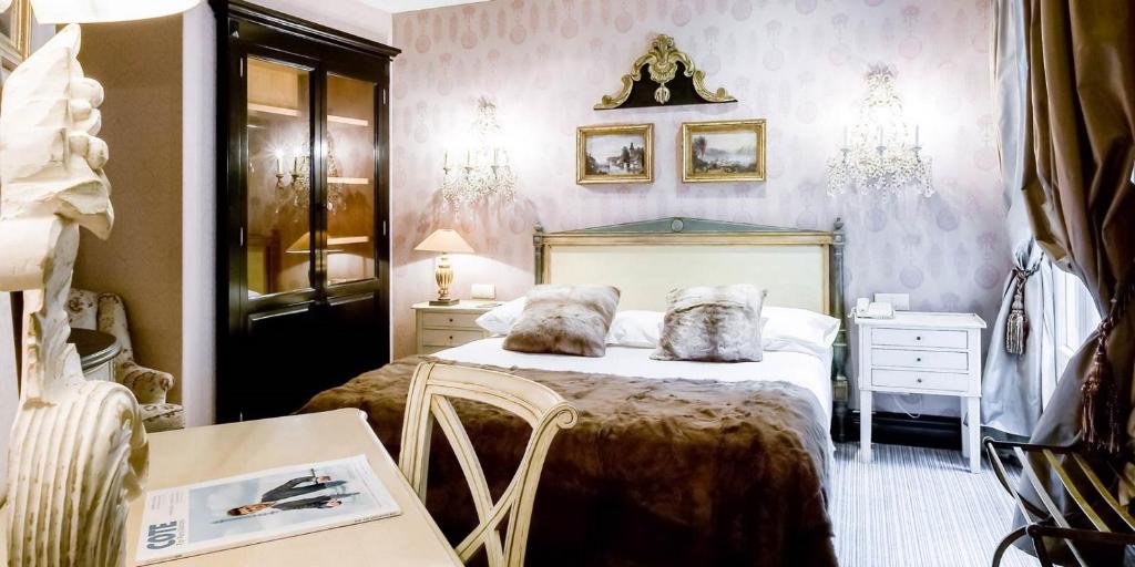 Двухместный (Небольшой двухместный номер с 1 кроватью), Hôtel Chateaubriand