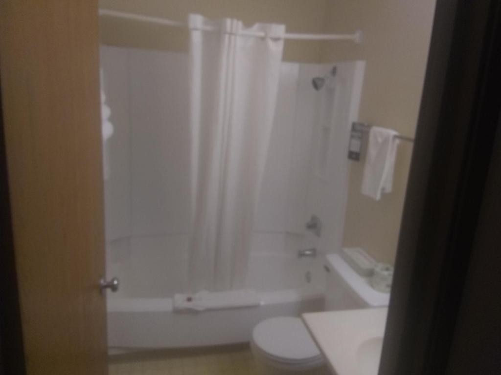 Super 8 by Wyndham Baxter/Brainerd Area photo 2