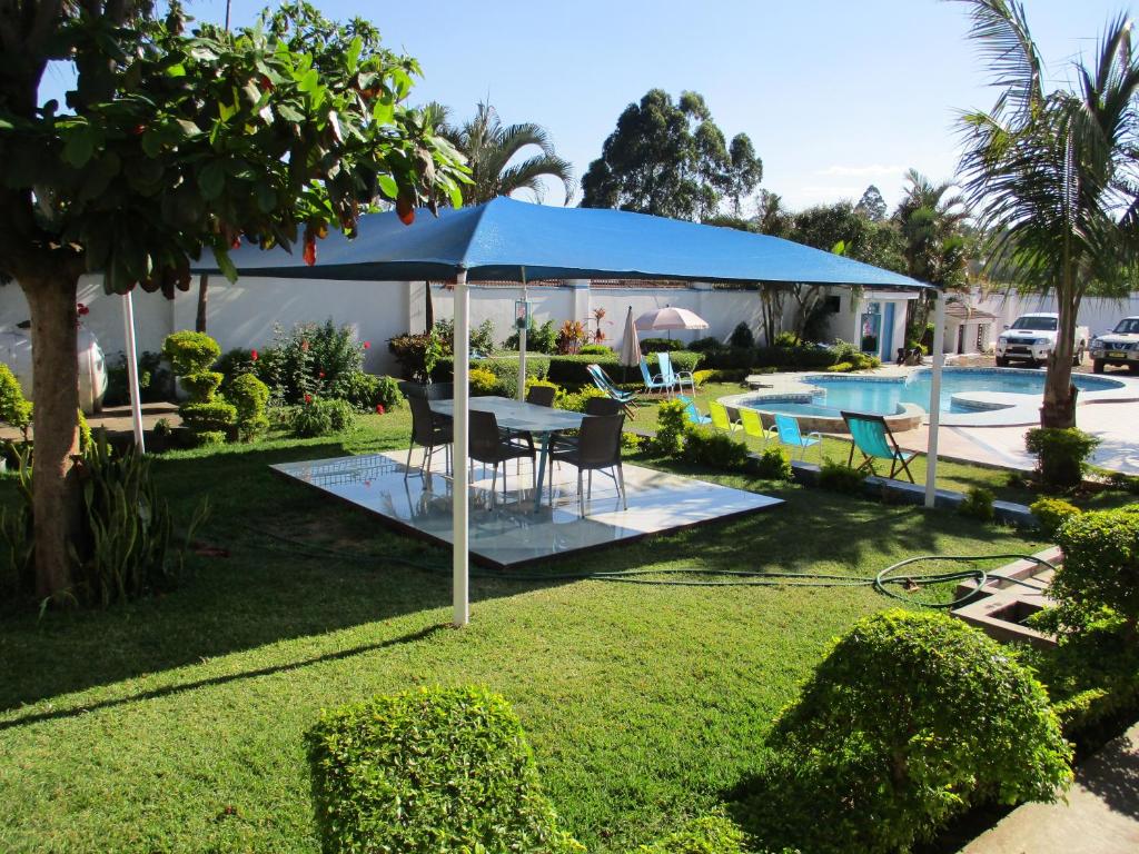 Blue Lagoon Lodge Blantyre photo 2