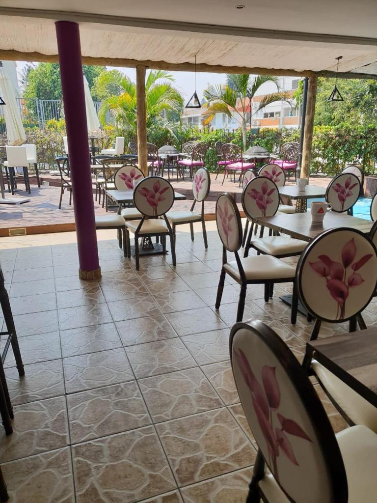 Orquidea GuestHouse Spa & Restaurant photo 3