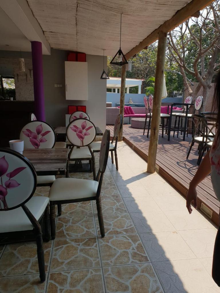 Orquidea GuestHouse Spa & Restaurant photo 4