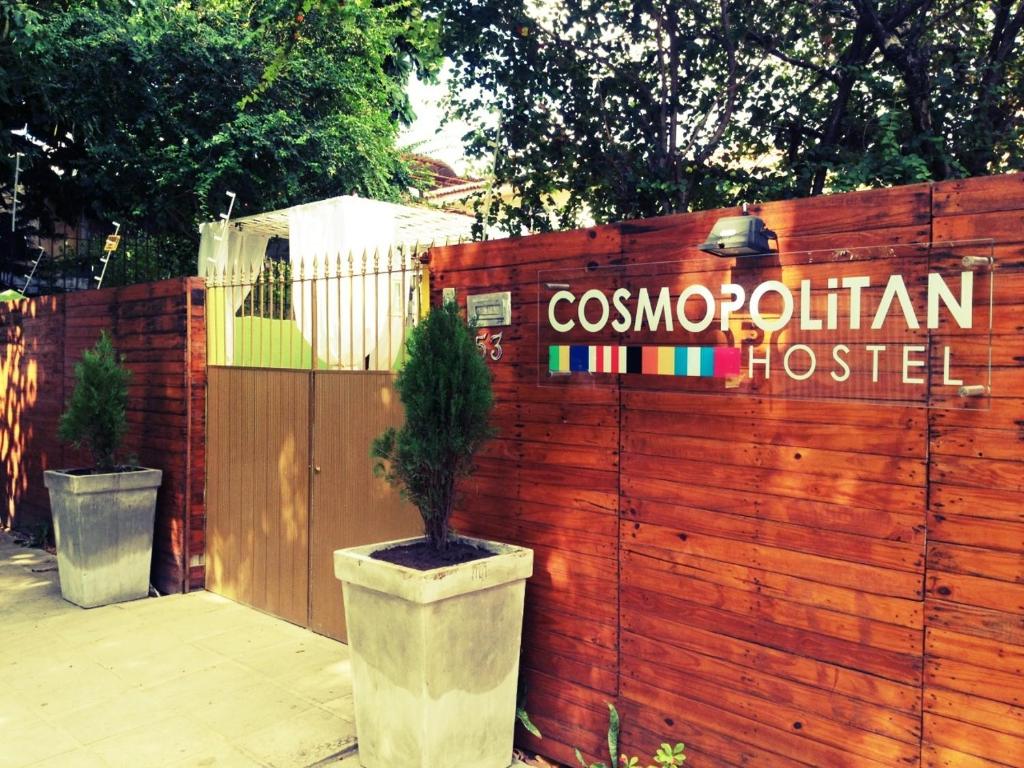 Cosmopolitan Hostel photo 1