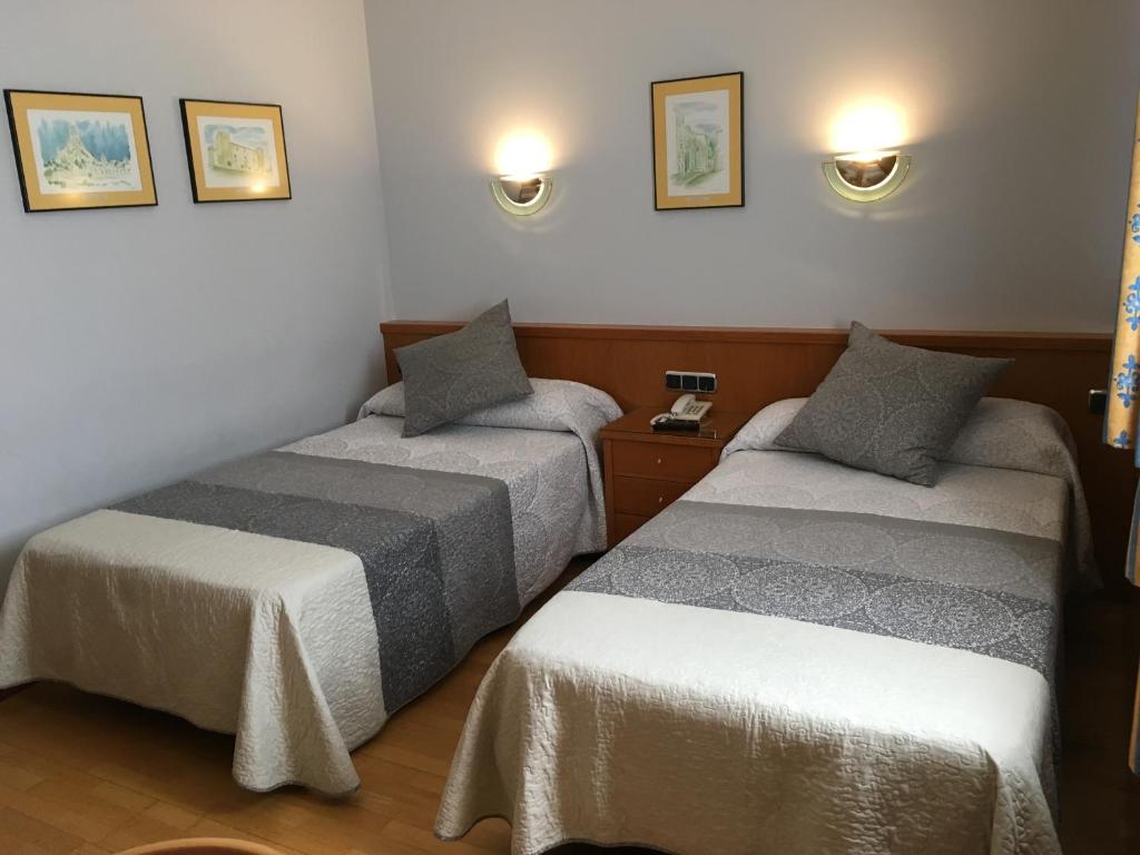 Encasa Hotel Almansa photo 2