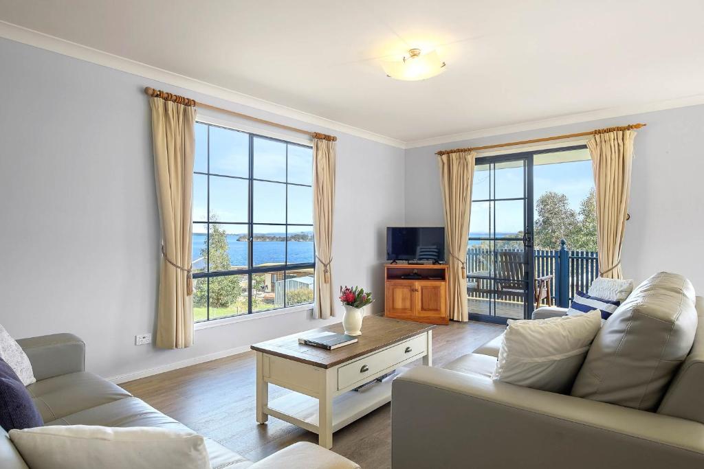 Omaroo Cottage Bruny Island photo 4