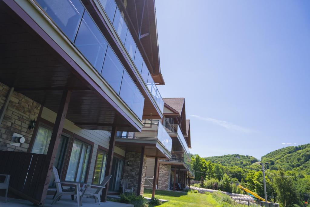 Condos Château-Bromont photo 1
