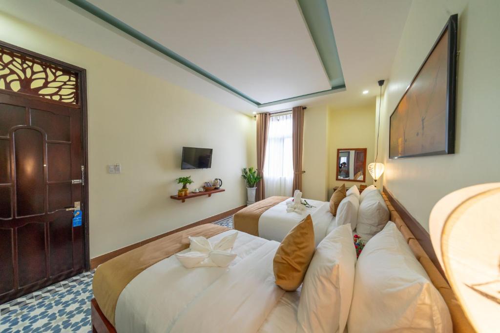 THE LAKE VILLA HOI AN