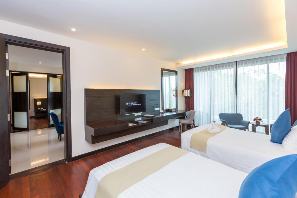 Сьюит (Люкс с 2 спальнями), Отель Wyndham Sea Pearl Resort, Phuket