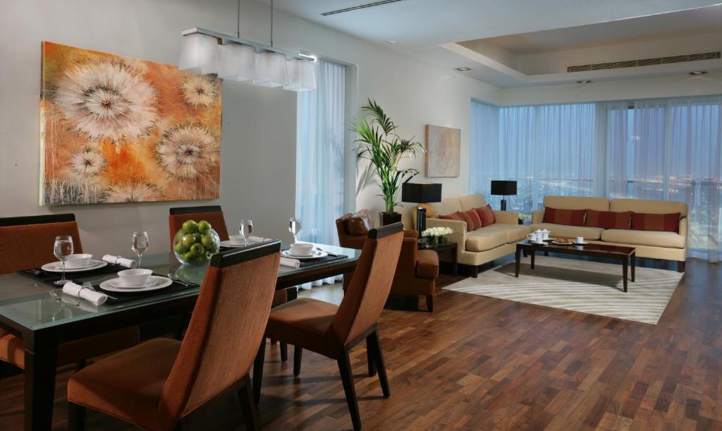 Сьюит (Представительские апартаменты с 2 спальнями, вид на море), Отель Fraser Suites Hotel and Apartments