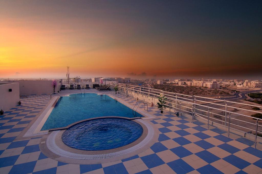 Al Murooj Grand Hotel - Tap to explore photos