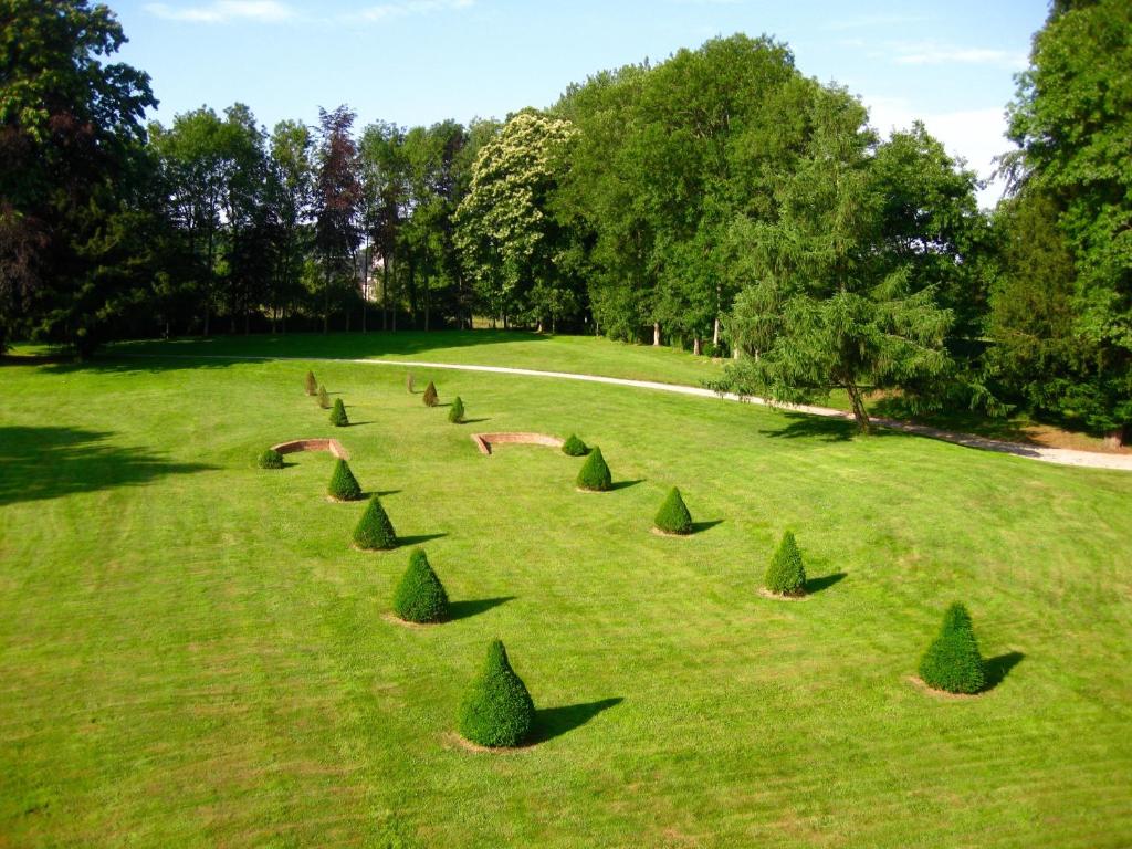 Château de Cleuville photo 1