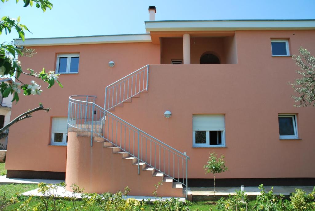 Apartments Luna photo 3