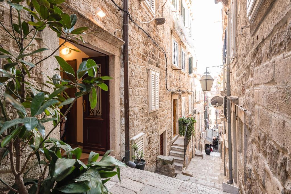 Old Town Duodecim