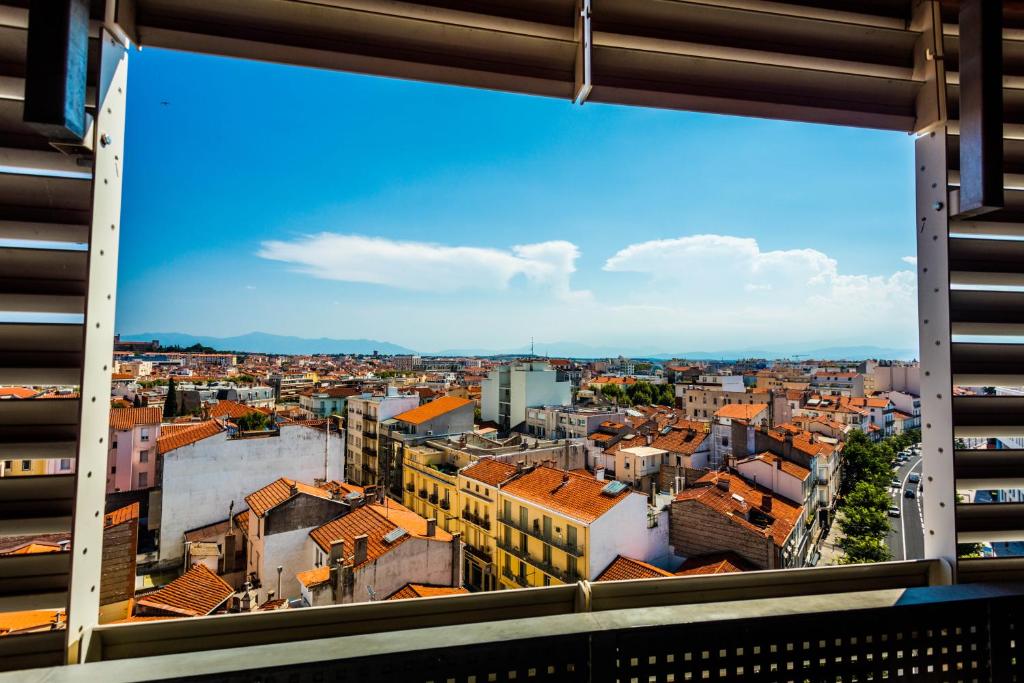 Студио (Comfort Studio Double with Balcony), Aparthotel Adagio Access Perpignan