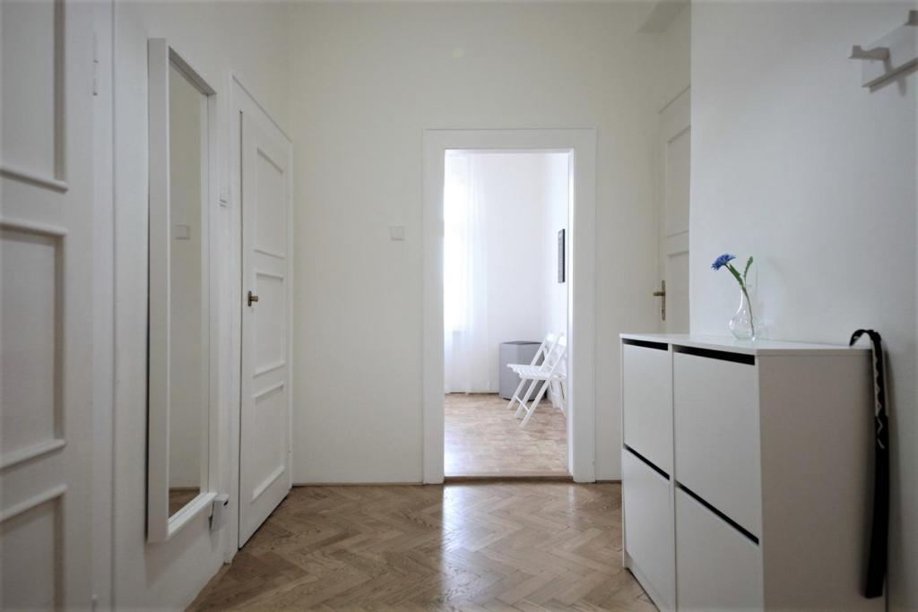 Апартаменты (Апартаменты с 3 спальнями), Апарт-отель Angel City