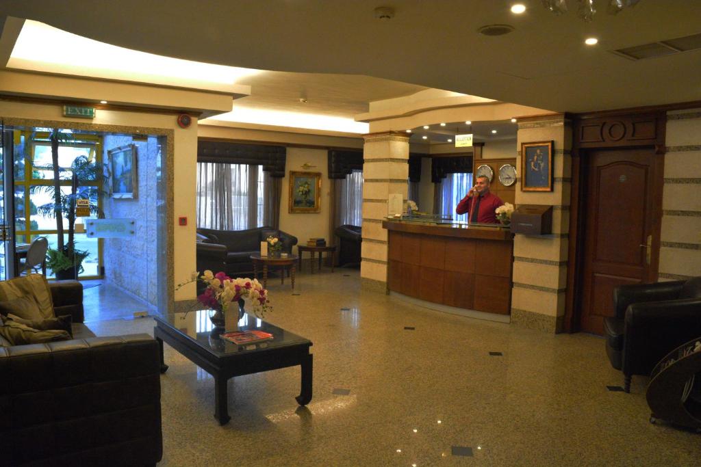 Capri Hotel Suites photo 4