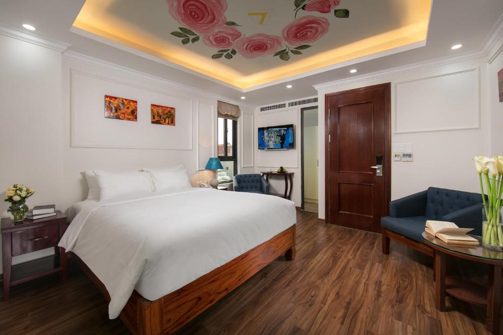 Сьюит (Представительский люкс с балконом и видом на город), mTerre Boutique Hotel