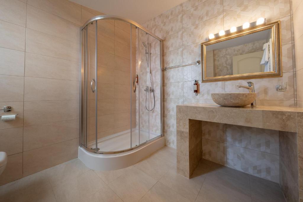 Двухместный (Номер с кроватью размера «king-size» и балконом), Casa Fiori