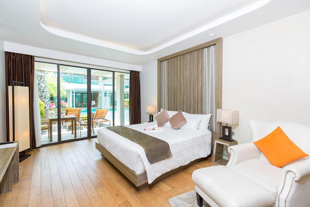Сьюит (Люкс с 1 спальней и доступом в бассейн), Отель Wyndham Sea Pearl Resort, Phuket
