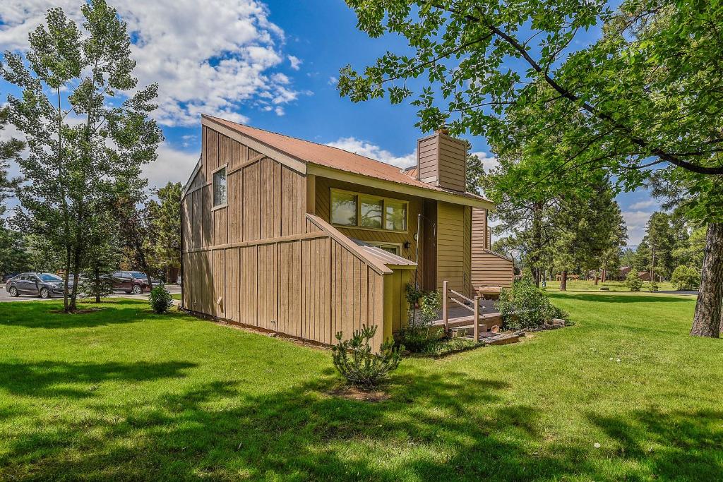 Pines 4013 photo 2
