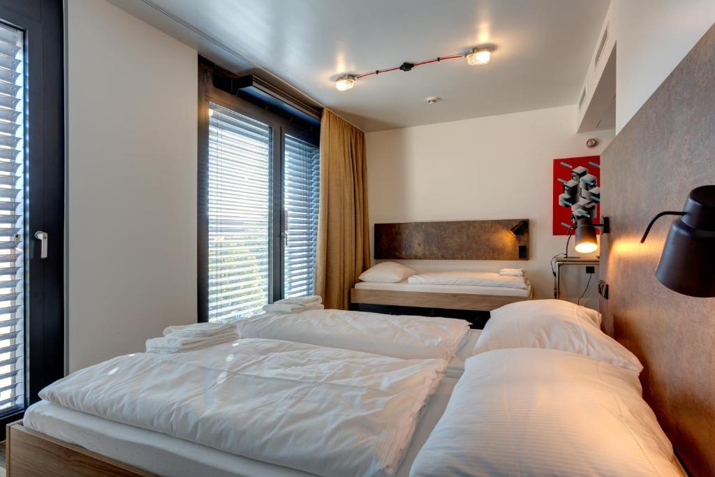 Трехместный (Трехместный номер), MEININGER Hotel Berlin Tiergarten
